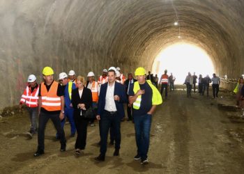 250 млн. лв. от жп проекти са пренасочени към други видове транспорт