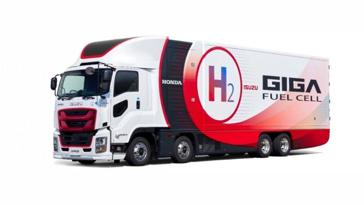 Isuzu и Honda представят камион с горивни клетки с пробег от 800 км