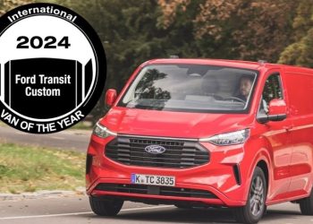 Новият Ford Transit Custom e Ван на годината 2024