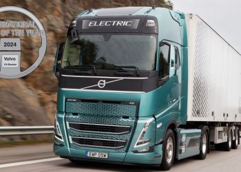 VOLVO TRUCKS FH ELECTRIC e Международен камион на 2024 година