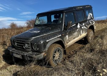 Тест: Безкомпромисният INEOS Grenadier не се съобразява с препятствия