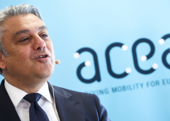 ACEA иска промени в Директивата за теглото и размерите на камионите