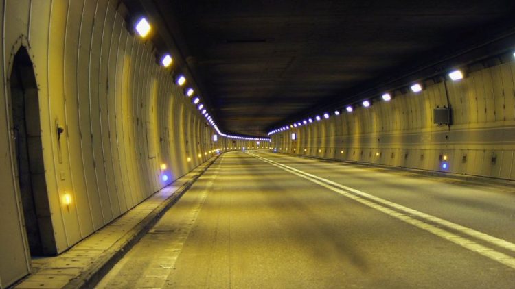 Тунелът Фрежус ще бъде затворен за уикенда на 26 януари