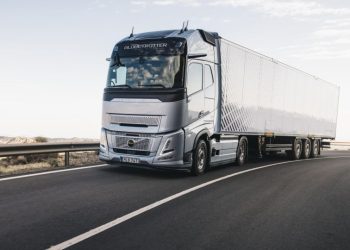 Новият Volvo FH Aero е еталон за енергийно ефективен камион