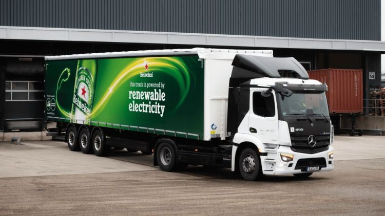 Heineken прави първите трансгранични курсове на електричество с eActros