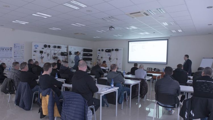 WABCO възобнови специализираните обучения