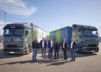 Mercedes-Benz eActros 600 започна тестове с клиенти