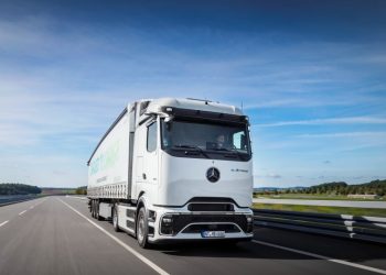 eActros 600 в най-мащабния тест в историята на Mercedes-Benz Trucks