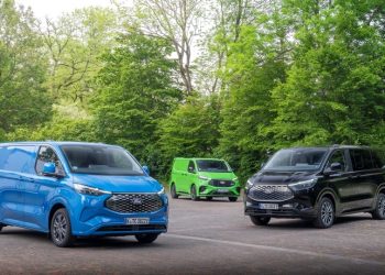 Тест: Ford E‑Transit Custom е създаден, за да бъде еталон