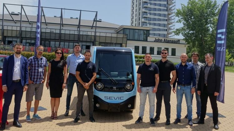 София Тех Парк получи подарък български електрически камион Sevic V500e