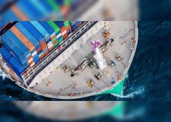 CMA CGM ще партнира с Google за внедряване на AI във всички дейности по доставка и логистика