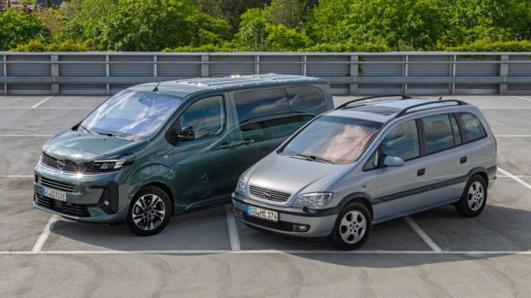 Компактният ван Opel Zafira отпразнува световната си премиера преди 25 години