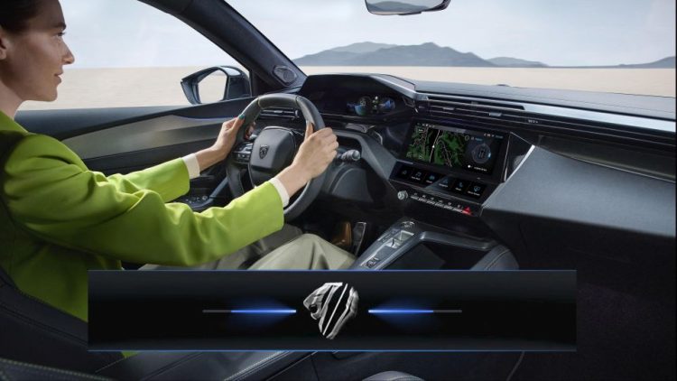 PEUGEOT интегрира ChatGPT в цялата си гама