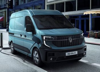 Стартират поръчките за новия Renault Master в България