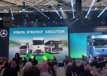 Daimler Truck откри IAA Transportation 2024 с флагмана си Mercedes-Benz eActros 600