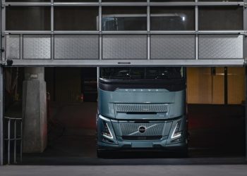 Volvo пуска електрически камион с пробег от 600 км