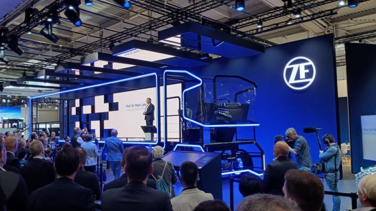 ZF Group представи множество иновации за камиони на IAA в Хановер