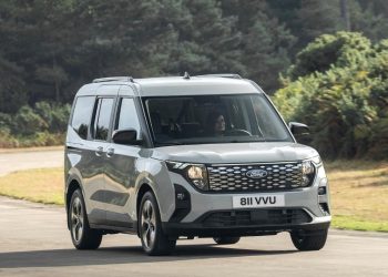 Ford представи новия E-Tourneo Courier