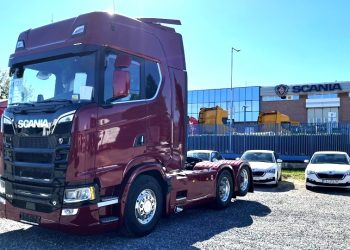 Уникален Scania 770S V8 влезе в България