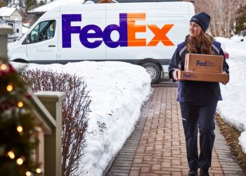 FedEx прогнозира 9% ръст на колетните пратки през празничния сезон
