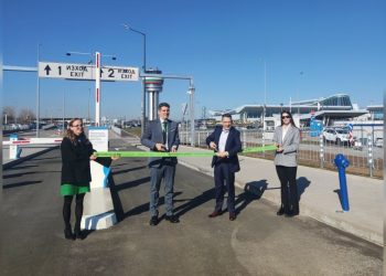 Нов паркинг с над 1000 места бе открит на Летище София