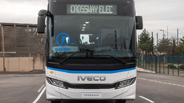 Европейска премиера на новия CROSSWAY ELEC от IVECO BUS