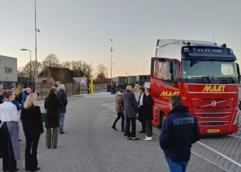 Охраняем паркинг за камиони с над 100 места отвори в Нидерландия