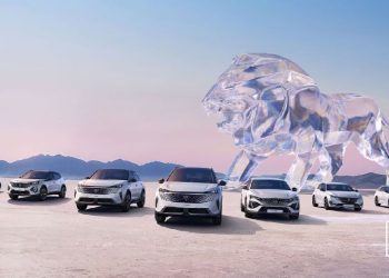 PEUGEOT представя пълната си електрическа гама на Брюксел Моторшоу 2025