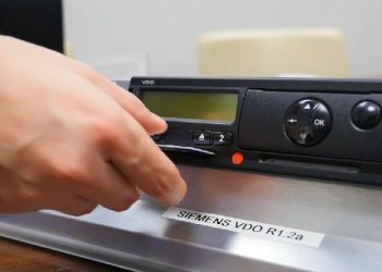 Старите карти са несъвместими със смарт тахографите в Испания