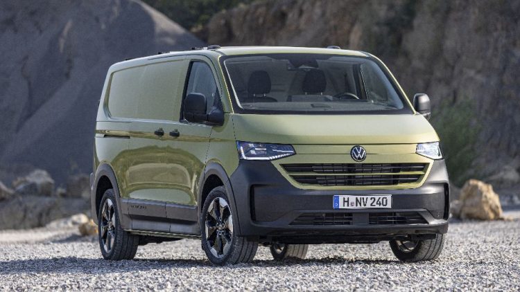 Volkswagen Commercial Vehicles отбелязва 40 години от създаването на автомобили със задвижване на всички колела