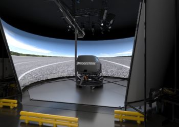 Bridgestone разширява възможностите за виртуална разработка на гуми със собствен симулатор за шофиране