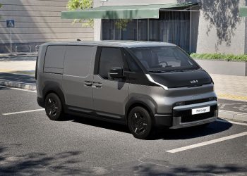 Kia разкрива външния дизайн на PV5 преди световната премиера на вана