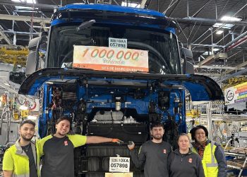 Заводът на Renault Trucks в Бург ан Брес произведе своя милионен камион 