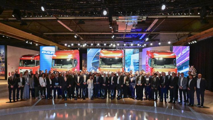 DAF Trucks отличи най-добрите си доставчици