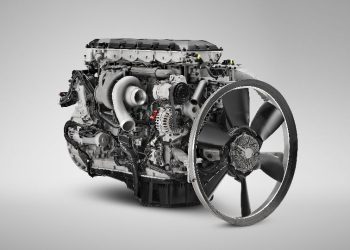 Scania представя по-лекия и ефективен двигател Super 11