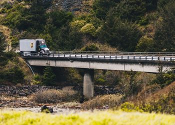 UPS обяви съкращение на 20 000 работни места