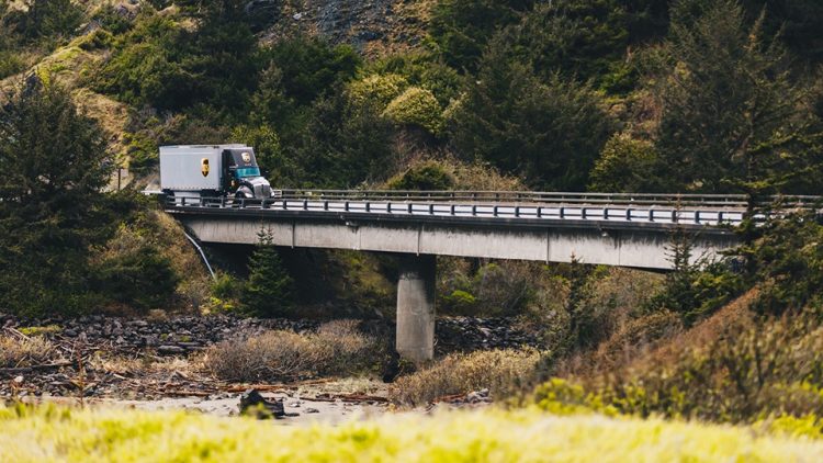 UPS обяви съкращение на 20 000 работни места