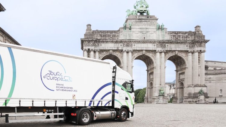 IVECO на Tour d’Europe: изминати над 5000 км с камион на BioLNG