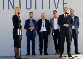 Лидер в роботиката откри производствена база в България
