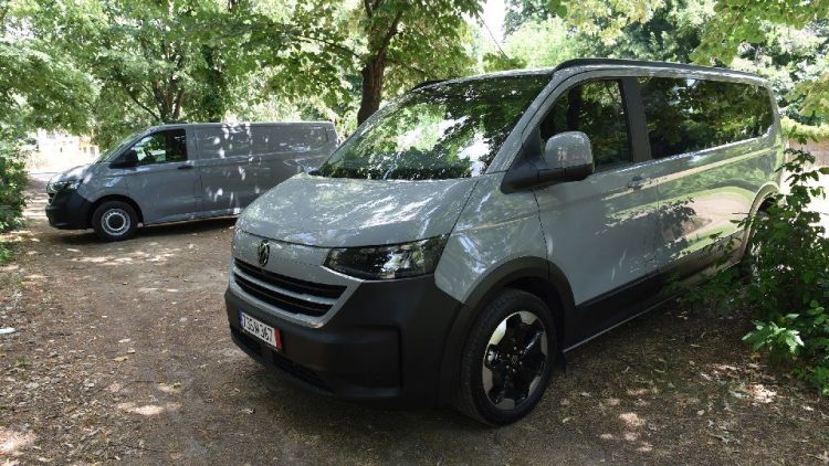 Тест драйв с новото поколение ванове Transporter и Caravelle