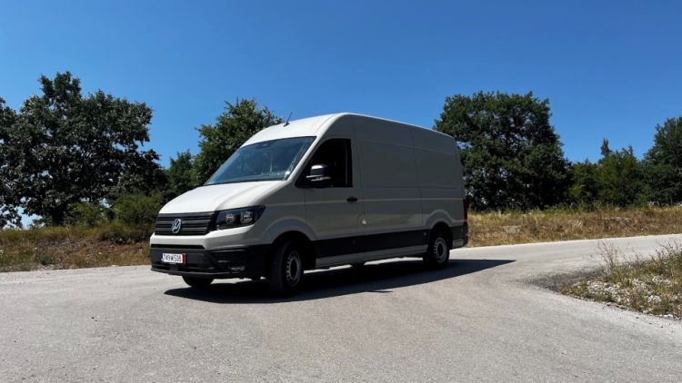 Тест: Дигитално изобилие в новия Volkswagen Crafter