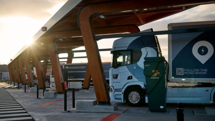 Scania прави европейско турне с електрически камиони