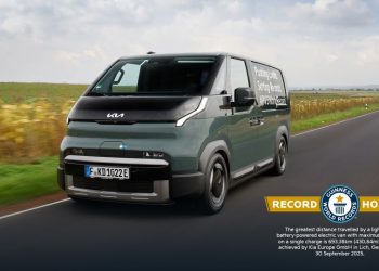 Kia PV5 Cargo влезе в GUINNESS WORLD RECORDS с 693 км на ток с едно зареждане и максимален товар