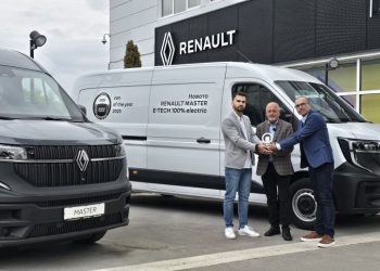 КЕОС София получи наградата IVOTY 2025 за новия Renault Master