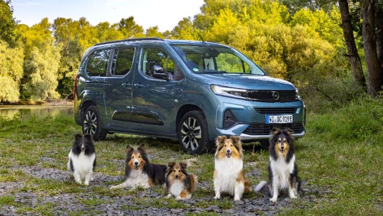 Opel Combo Electric: Удобство и удоволствие от шофирането за всички
