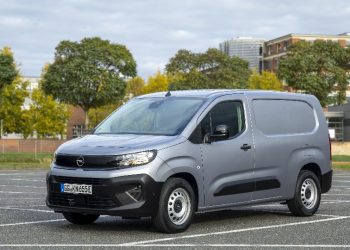 Opel Combo Electric с ново решение от bott