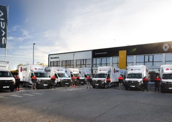 Renault Master обновява автопарка на Спиди