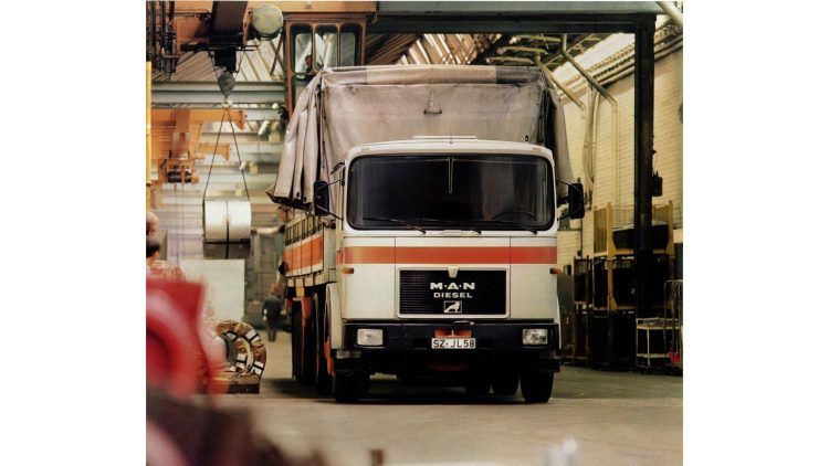 50 ГОДИНИ ITOY – 1980 MAN 321
