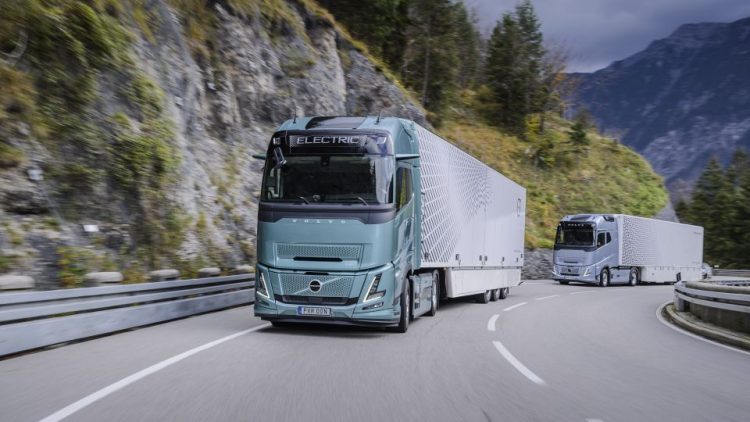 Volvo Trucks е лидер на пазара на тежки камиони в Европа за 2025 г.