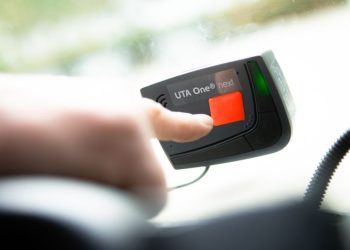 Устройството за пътни такси UTA One next на UTA Edenred вече покрива пътните такси и в Чехия